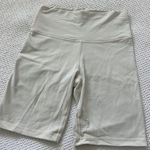 Aritzia TNA Butter Cream Biker Shorts